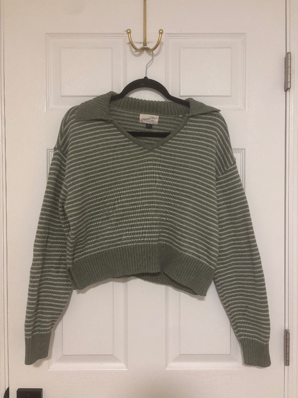 Universal Thread Striped Buttonless Polo